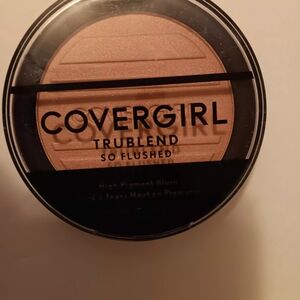Covergirl Trueblend So Flushed High Pigment #320 Love Me pink Shimmer Sealed New